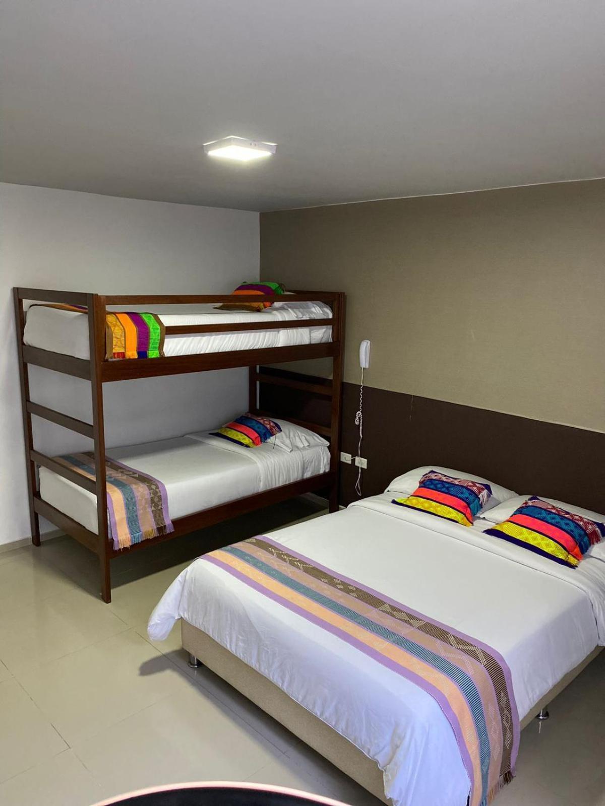 Hotel Tunebo Inn Риоача Экстерьер фото